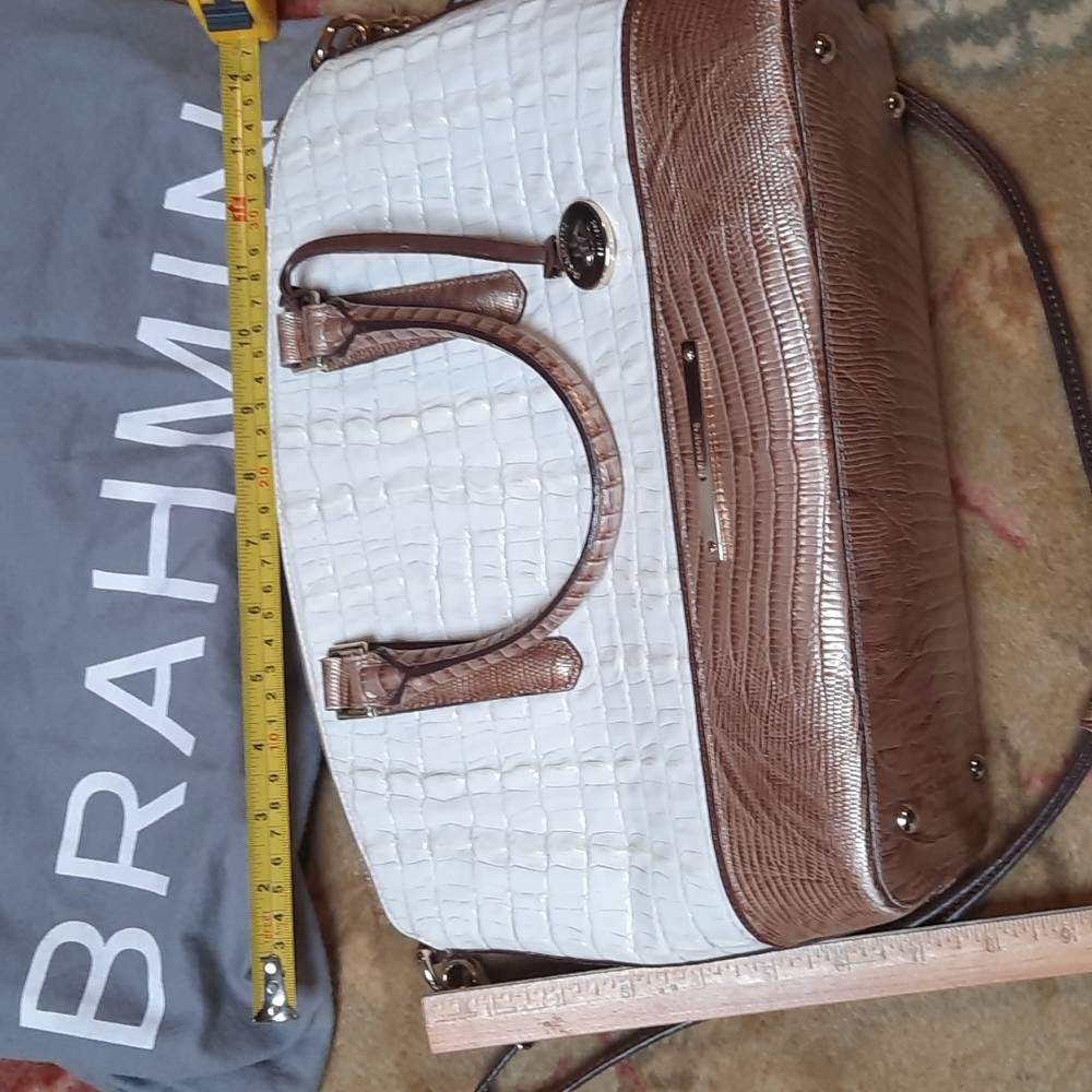 Brahmin satchel. - Picture 10 of 11